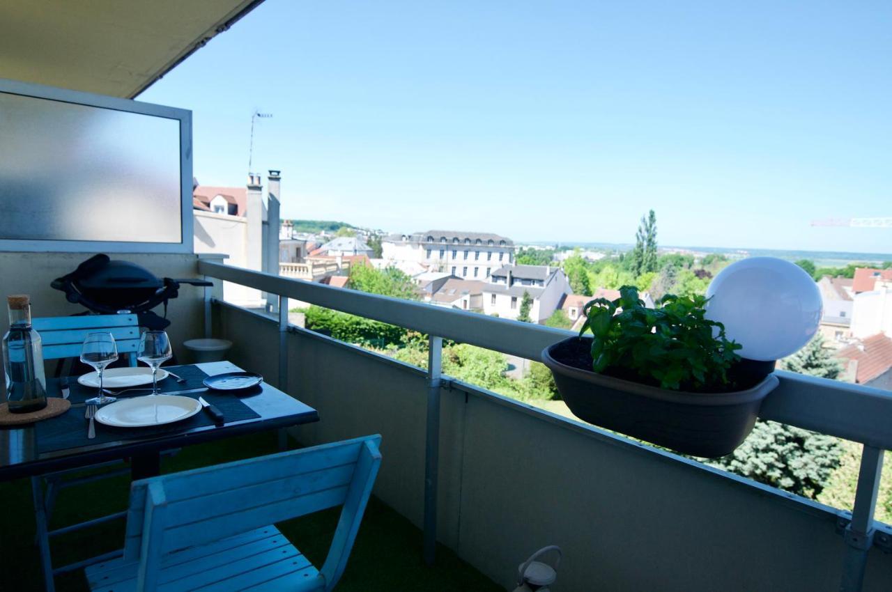 Appart'Hotel Versailles Saint Cyr L'Ecole - Gare Sncf A 100M Et Parking Prive Exterior photo